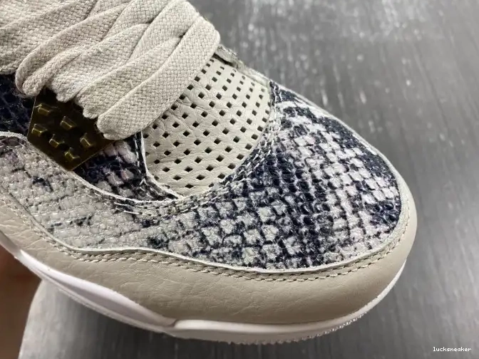 Reps LUCY Retro 4 Snakeskin Jordan 819139-030 0612